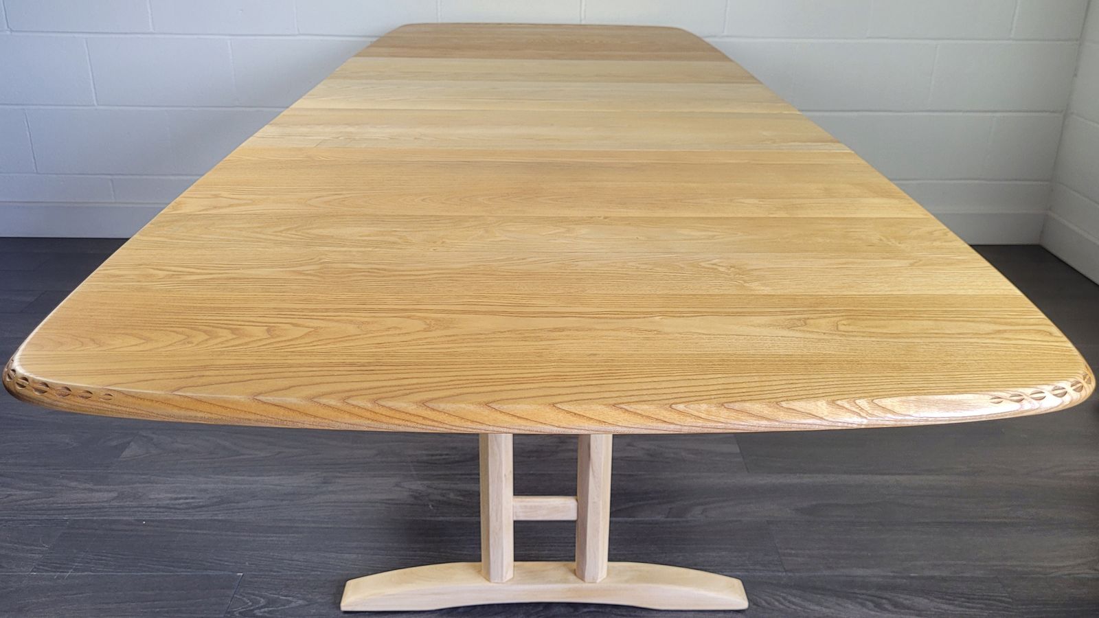 Ercol Burford Grand Extending Dining Table, 1990s photo furniture