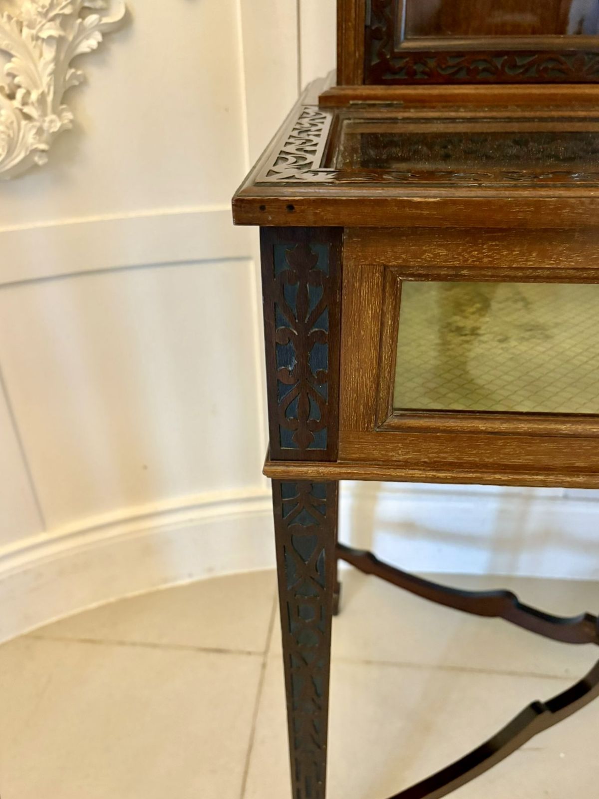Antique 19th Century Quality Carved Mahogany Bijouterie Display Cabinet photo for sale