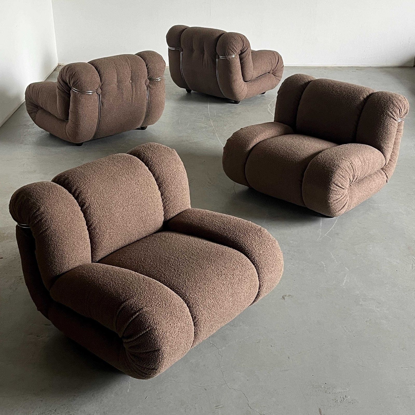 1 Of 4 Vintage Mimo Padova ‘Velasquez’ Seating Modules By In Dove Gray Boucle Upholstery And Chromed Steel, 1970s Italy