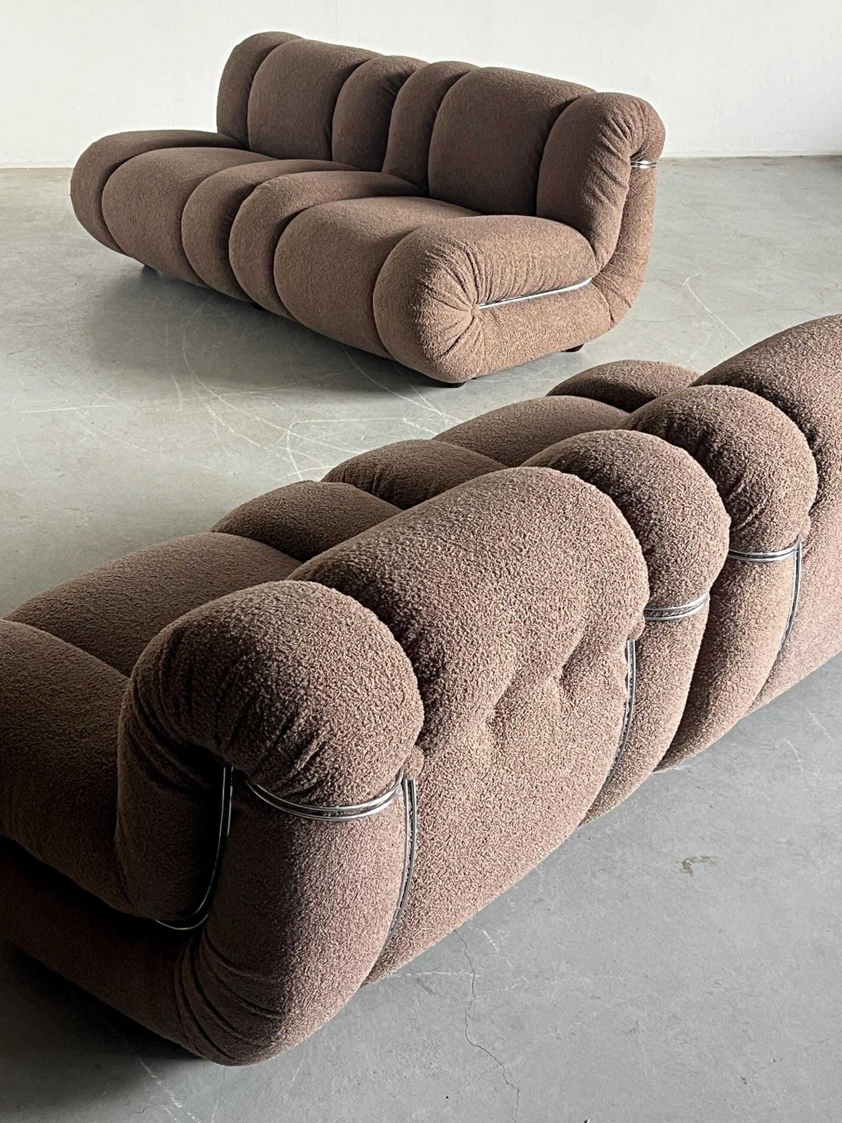1 Of 4 Vintage Mimo Padova ‘Velasquez’ Seating Modules By In Dove Gray Boucle Upholstery And Chromed Steel, 1970s Italy photo for sale