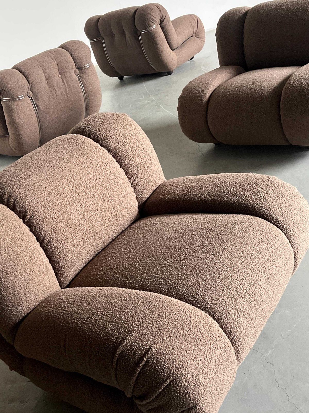 1 Of 4 Vintage Mimo Padova ‘Velasquez’ Seating Modules By In Dove Gray Boucle Upholstery And Chromed Steel, 1970s Italy photo Furniture