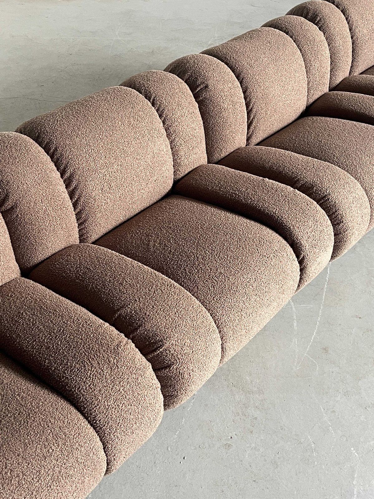 1 Of 4 Vintage Mimo Padova ‘Velasquez’ Seating Modules By In Dove Gray Boucle Upholstery And Chromed Steel, 1970s Italy photo vinterior