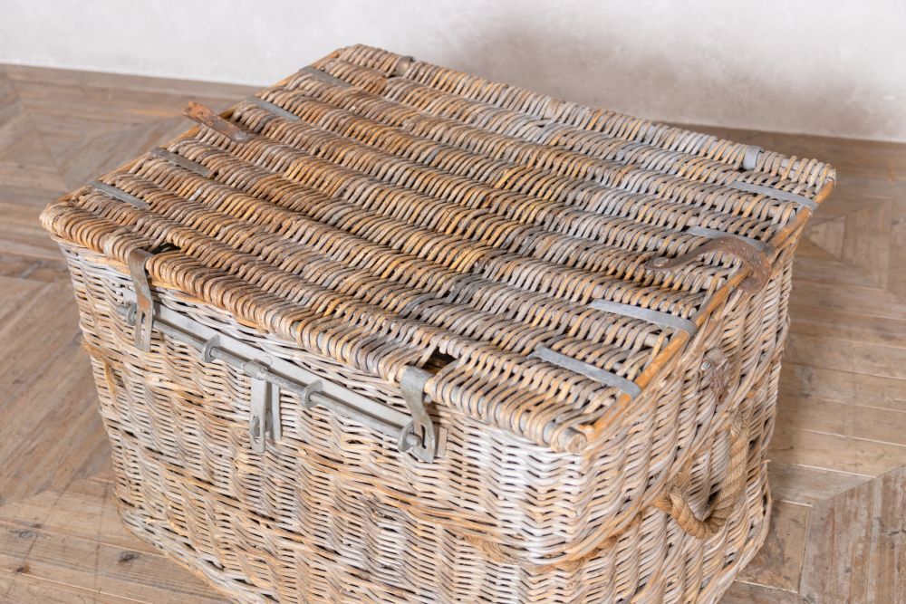 Vintage 1930's Wicker Laundry Basket photo Home Decor