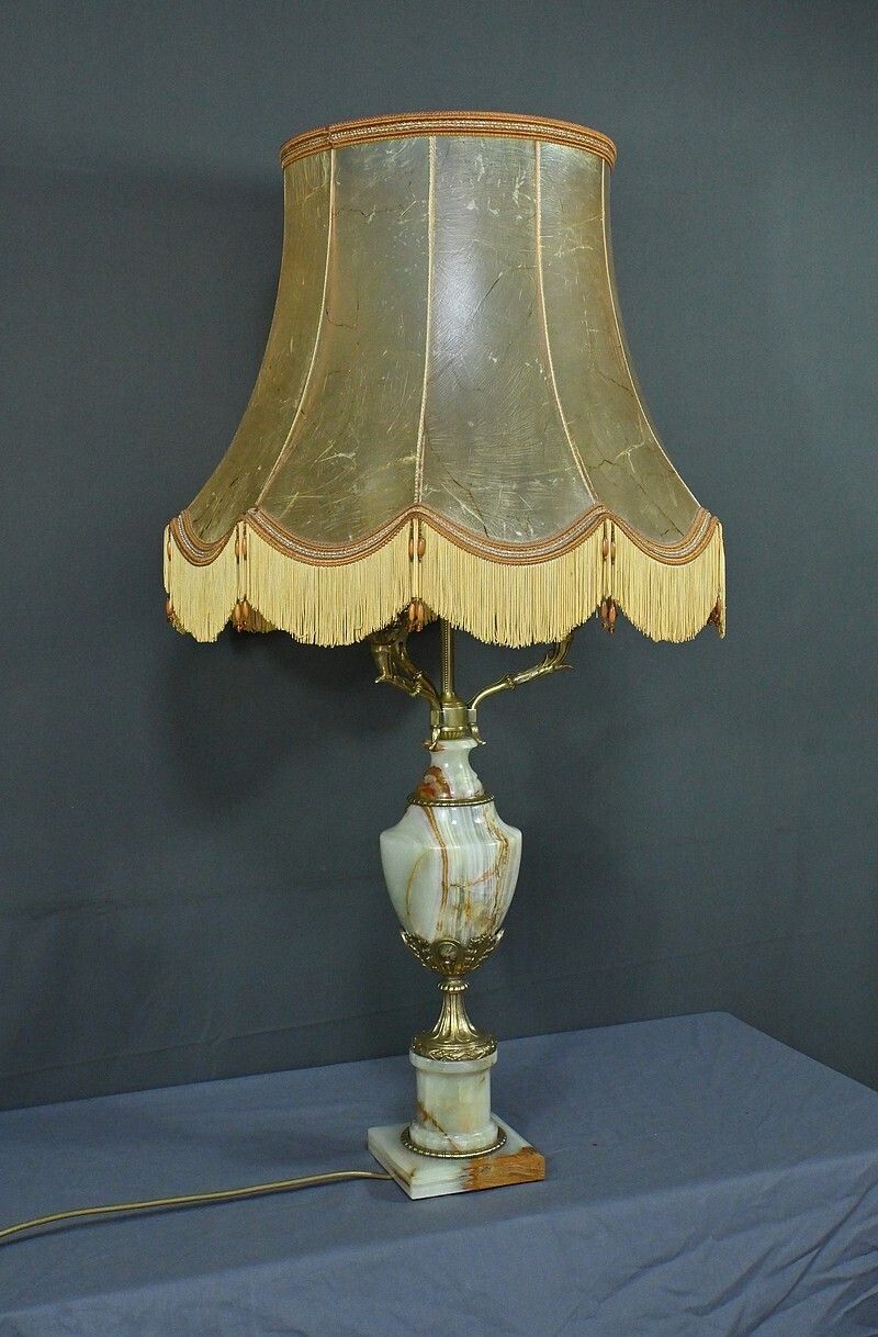 Important Onyx And Bronze Lamp, Louis XVI Style – 20th Century photo for sale