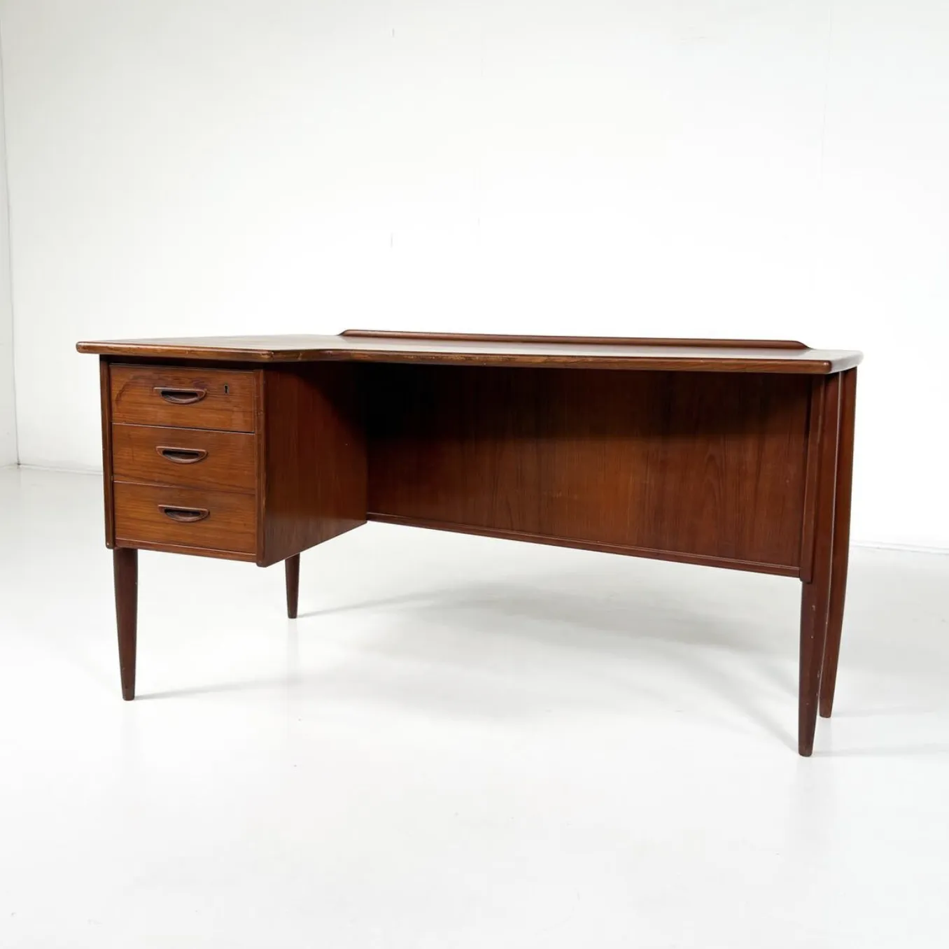 Furniture Boomerang Desk A10 By Göran Strand For Lelangs Möbelfabrik, 1960s photo