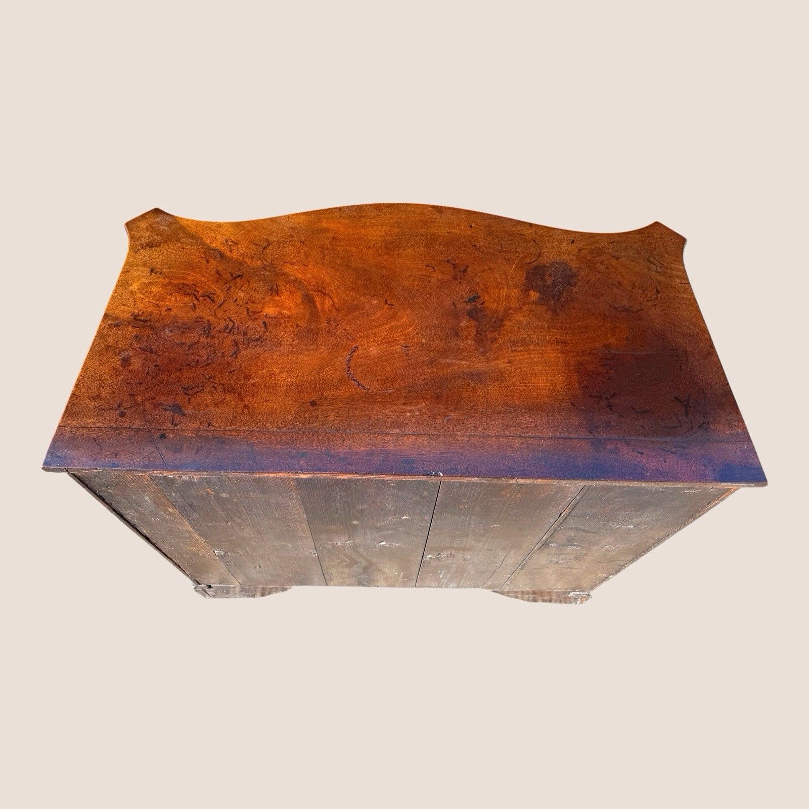 photo furniture Antique Georgian 1760 Mahogany Serpentine Chest Of Drawers Writing Brush & Slide