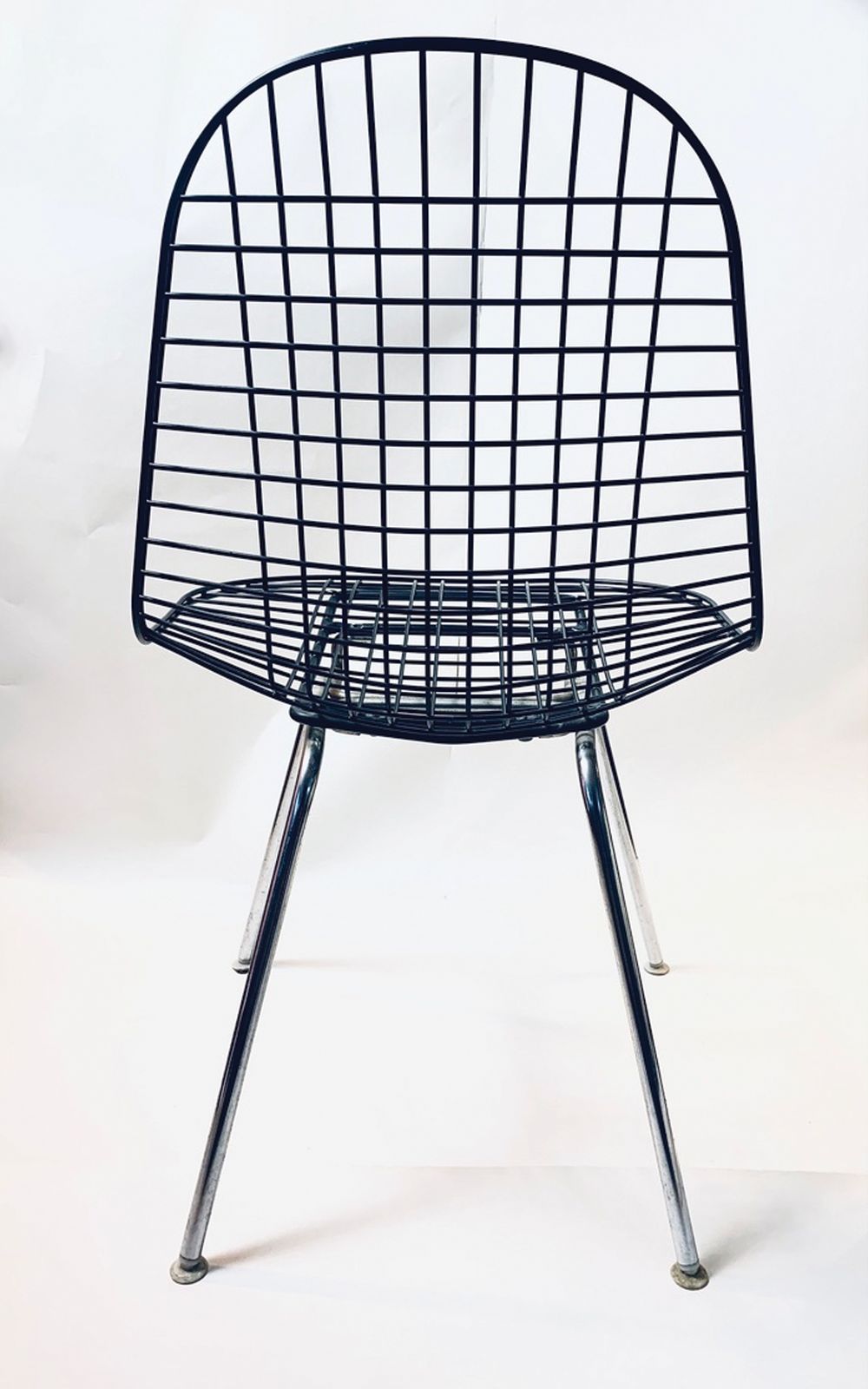 A Pair Of Dkr Wire Chairs By Charles Eames For Herman Miller photo buy