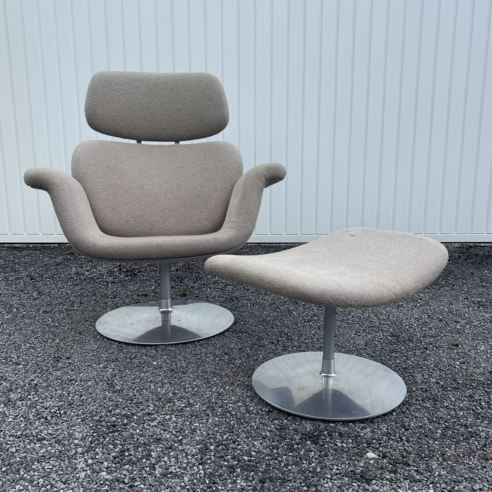 Tulip Chair And Ottoman By Piere Paulin For Artifort, 1990's, Set Of 2 photo vinterior