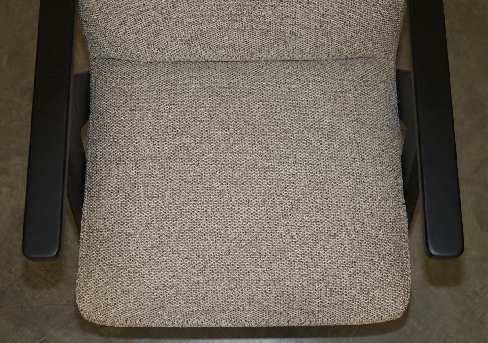 New Exdisplay Nordic Style Edgar Armchair With Beech Wood Frame & Oatmeal Fabric photo 850.0