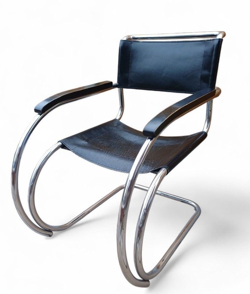 Mies Van Der Rohe Mr20 Armchair Leather Chrome  Armchair Black Leather Vintage photo furniture