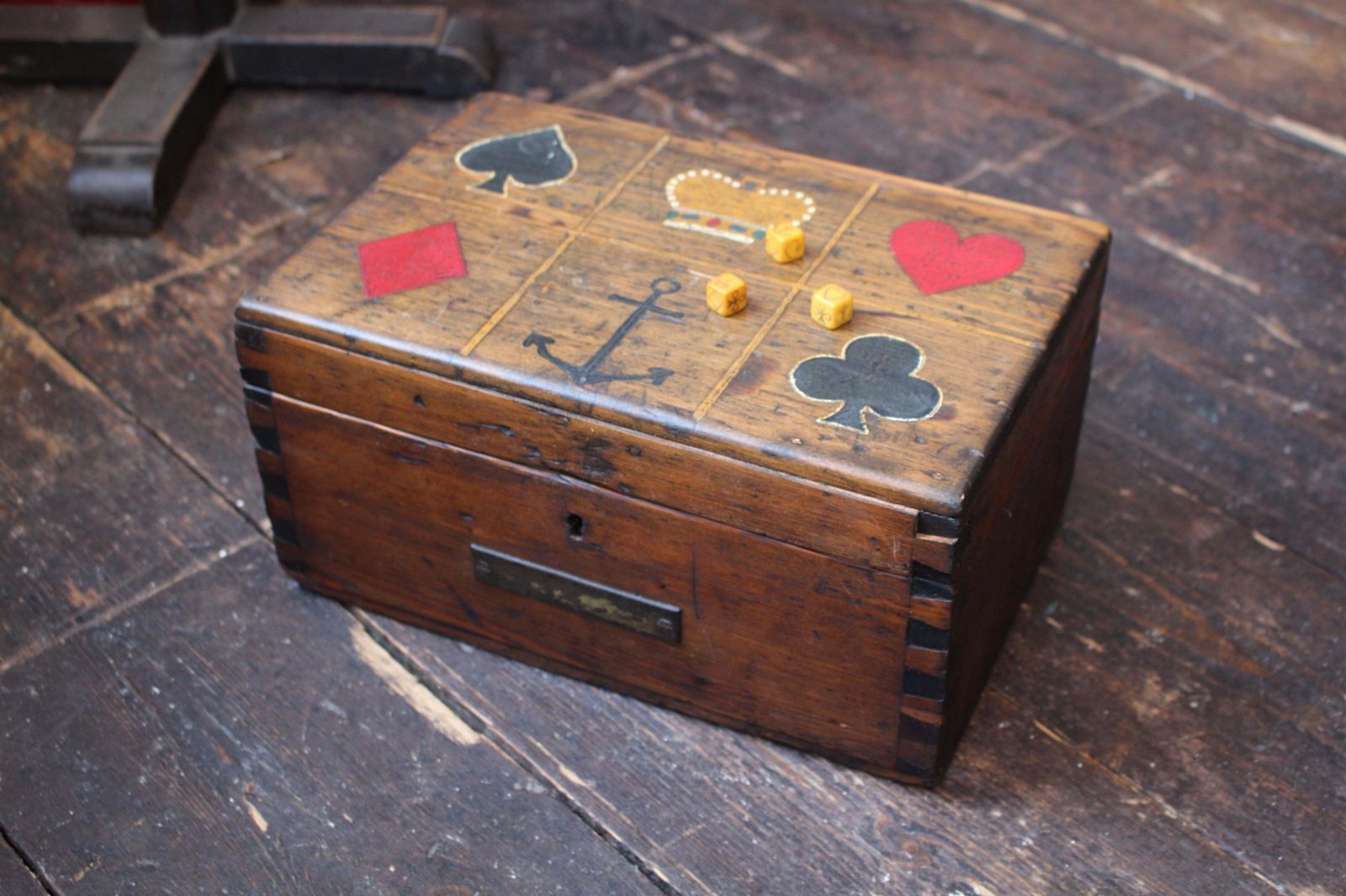 Early 20th Century English Maritime Sailors Gambling Game Box  ‘Crown & Anchor' photo vintage