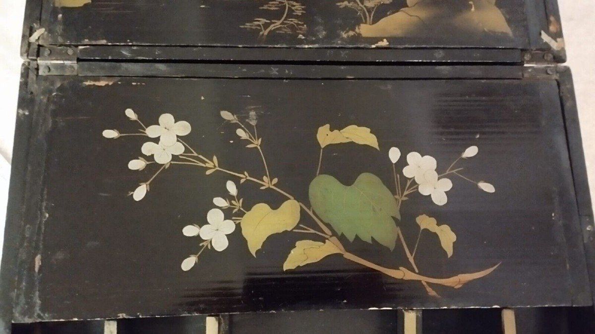 Napoleon III Painted Wood Casket With Chinoiserie And Mother Of Pearl Inlays photo vintage