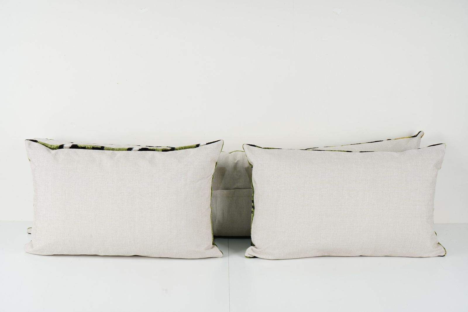 Green Silk Ikat Velvet Eye Bench Pillow Case   Set Of Three Evil Eye Boho Bedding Cushion Cover photo vinterior