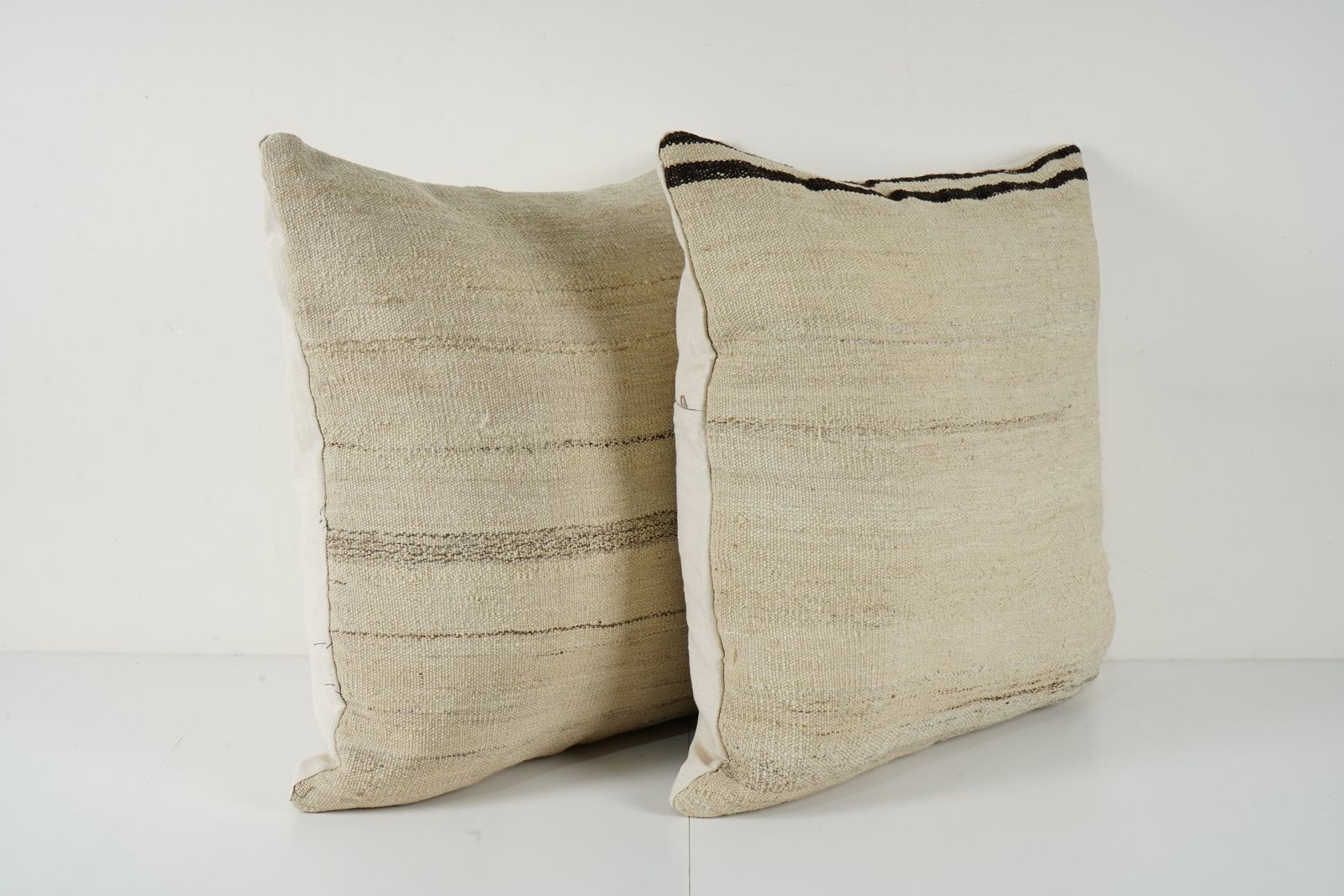 Set Anatolian Hemp Kilim Kilim Cover, Wool Sofa Rug Pillow Cover ,Turkish Organic Pillow Cover Decorative Pillow Cushion photo Textiles