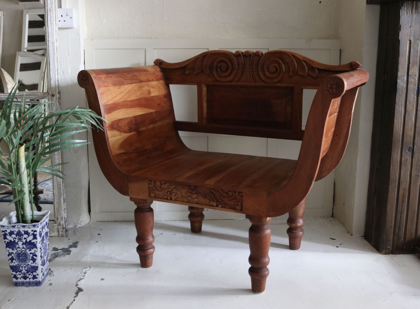 Large Eastern Carved Throne Armchair Hardwood photo vinterior