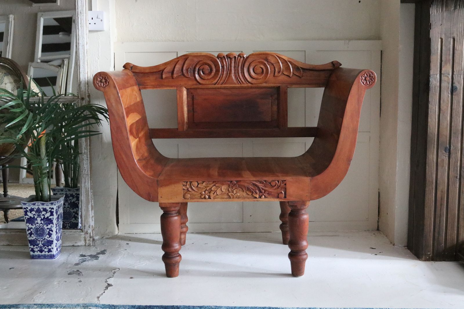 photo furniture Large Eastern Carved Throne Armchair Hardwood