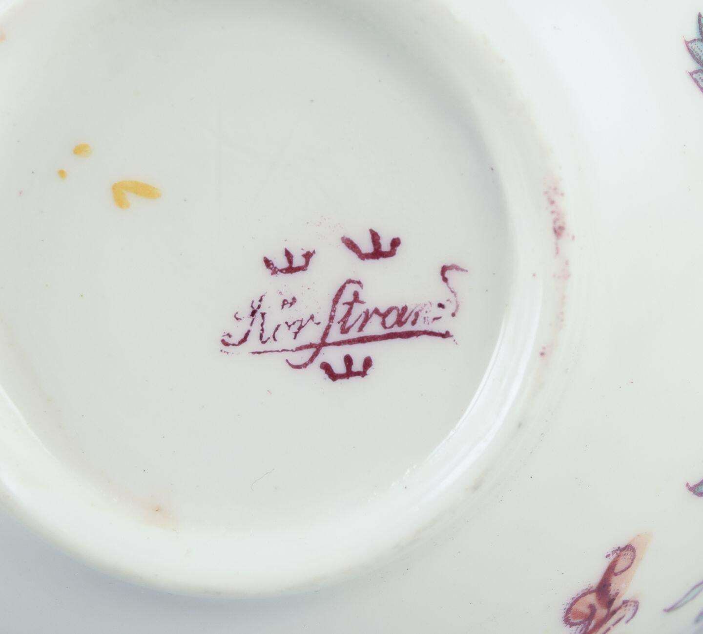 Rörstrand, Sweden. Set Of Five "Formosa" Coffee Cups With Saucers In Faience. photo 306.0