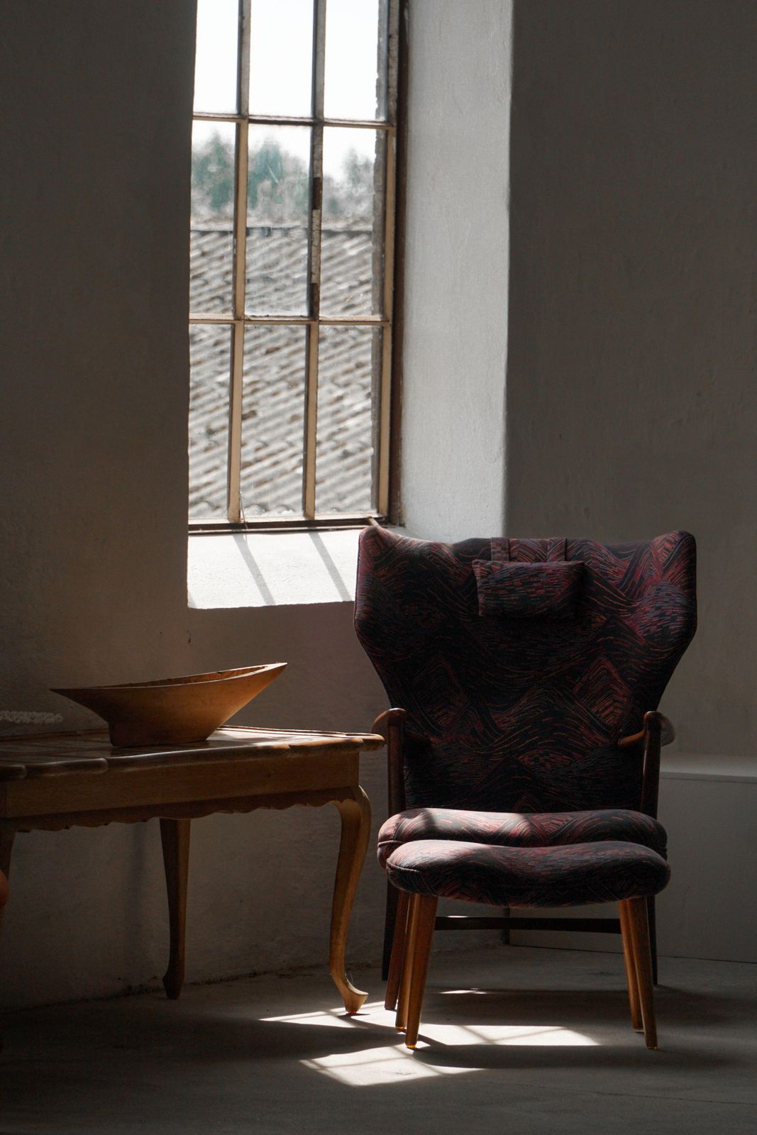Madsen & Schubell, Wingback Lounge Chair & Stool In Teak, Reupholstered, 1950s photo vinterior