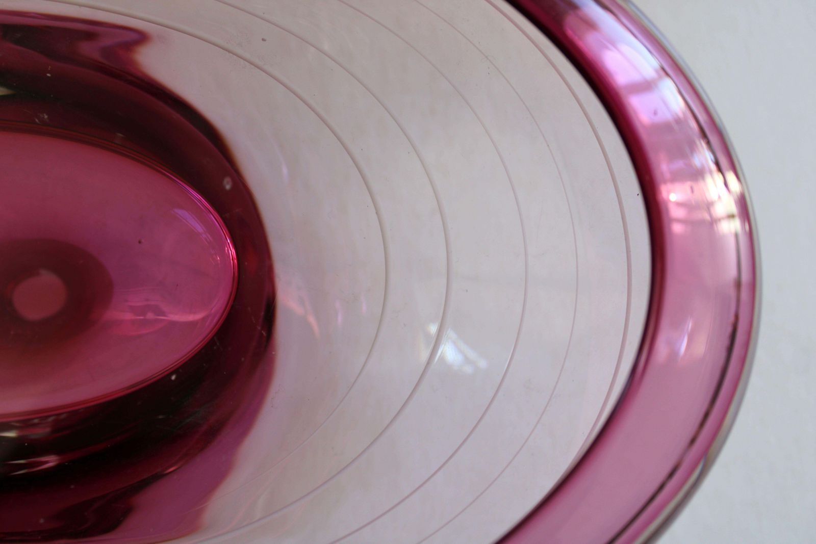 Adam Jablonski Pink Crystal Vase, Poland, 31x19 Cm  Signed By The Author1970 photo 353.0