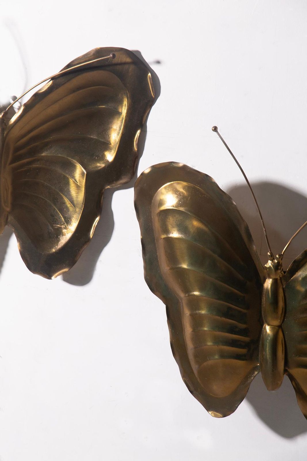 Ravarini Castoldi Milano Pair Of Butterfly Wall Lamps In Gilded Metal, Branded photo 2646.0