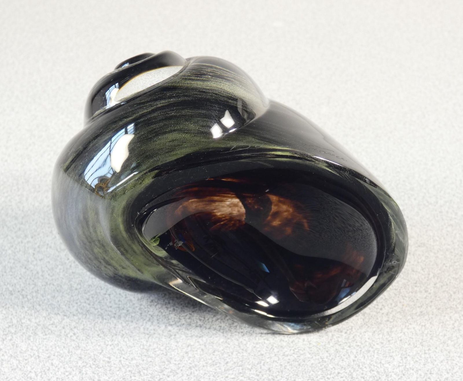 Art Daum France Crystal Sculpture. Shell. France, 1990s photo