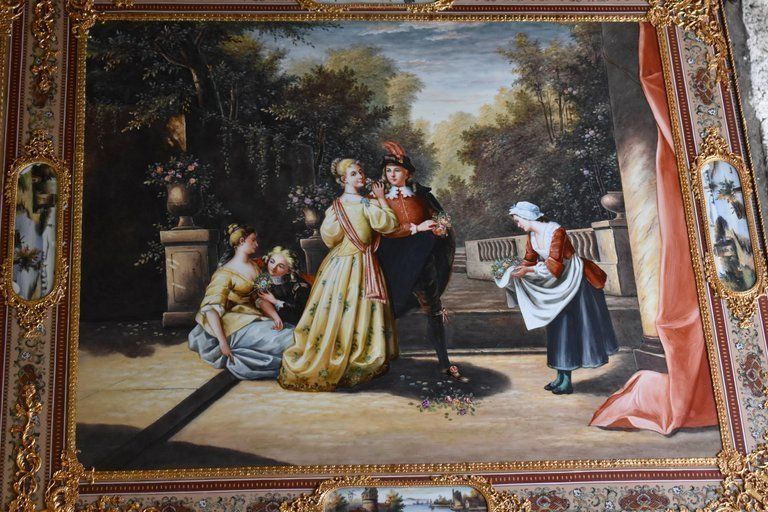 20th Century Italian Hand Painted Porcelain Majolica And Glass Table photo buy
