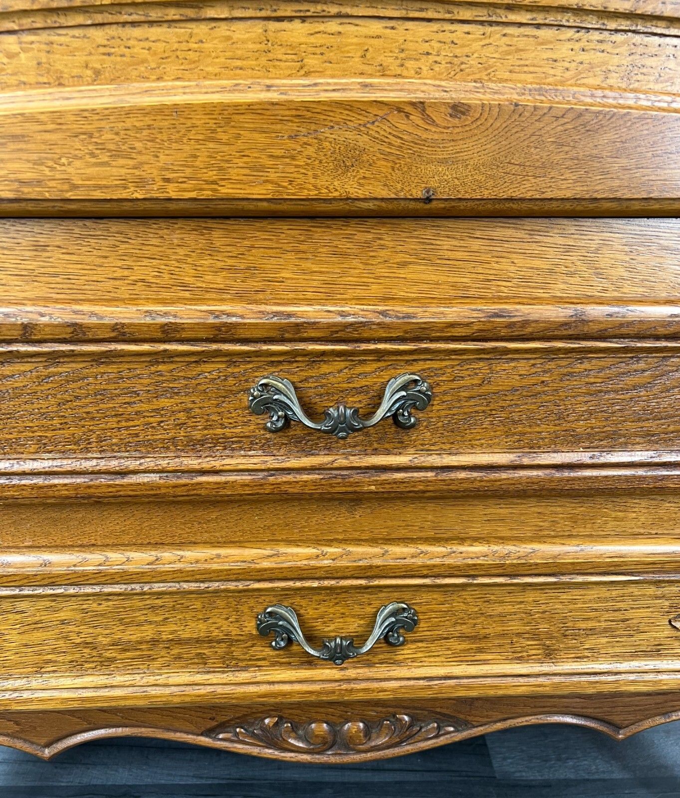 Vintage Oak French  Louis XIV Chest Of Drawers / Sideboard / Cabinet (Lot 2035) photo 369.0