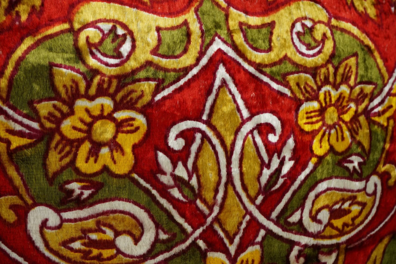 Soft Vintage Velvet Pillow Covers, Pair Floral Bed Cushion photo Textiles