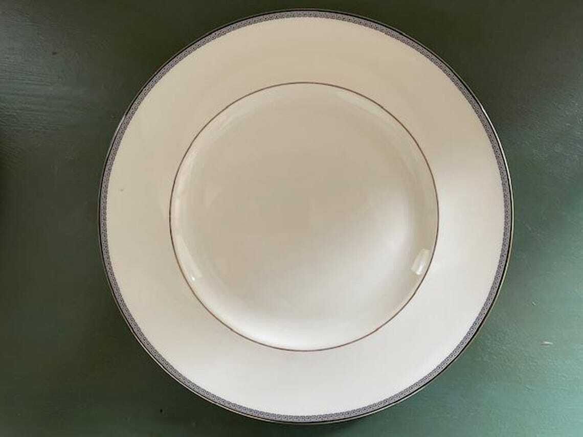 Set Of 6 Royal Doulton Olympia H5136 Dinner Plates   Excellent Condition photo furniture