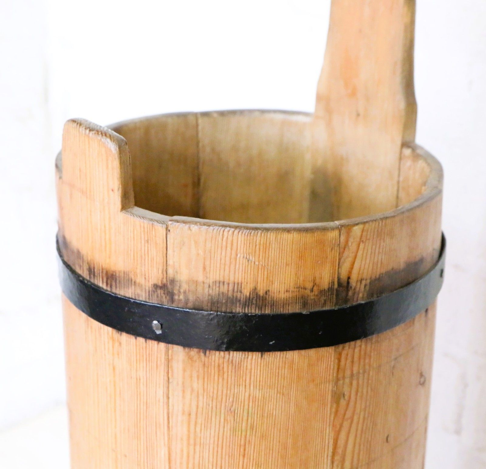 Antique Wooden Butter Churn English Steel Coopered Decorative Wooden Stick Stand photo vinterior
