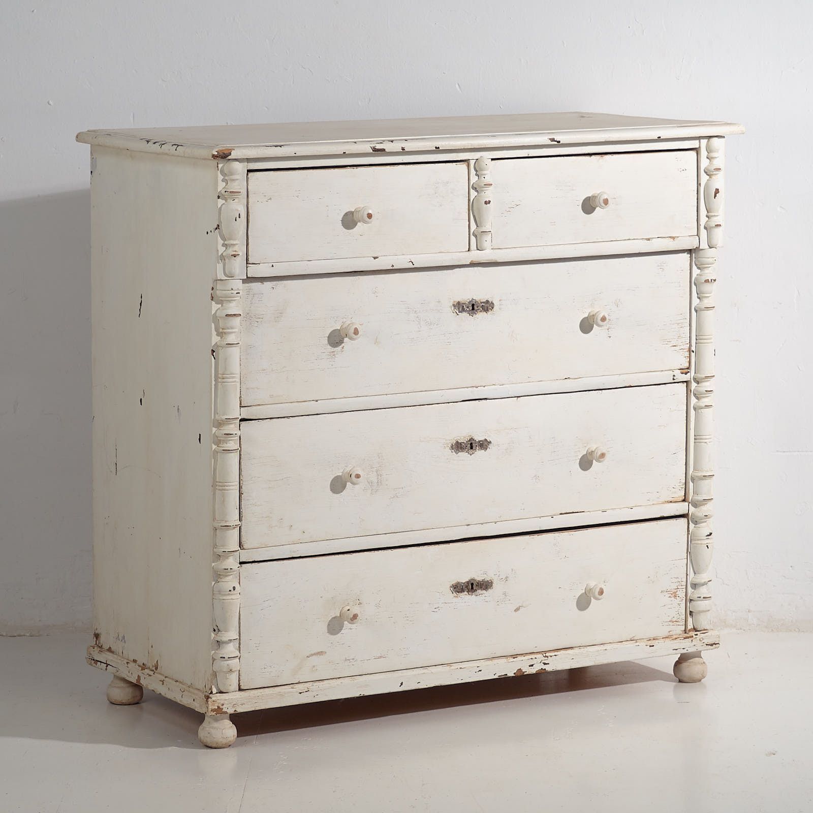 Antique White Chest Of Drawers (C.1920) #47