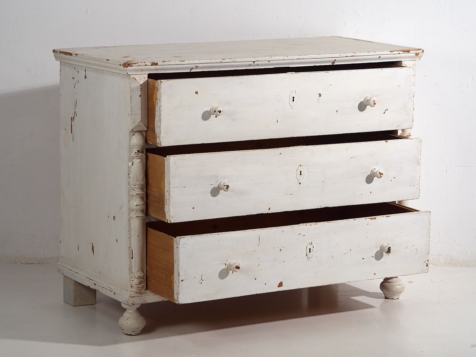 Antique White Chest Of Drawers (C.1920) #48 photo 1510.0