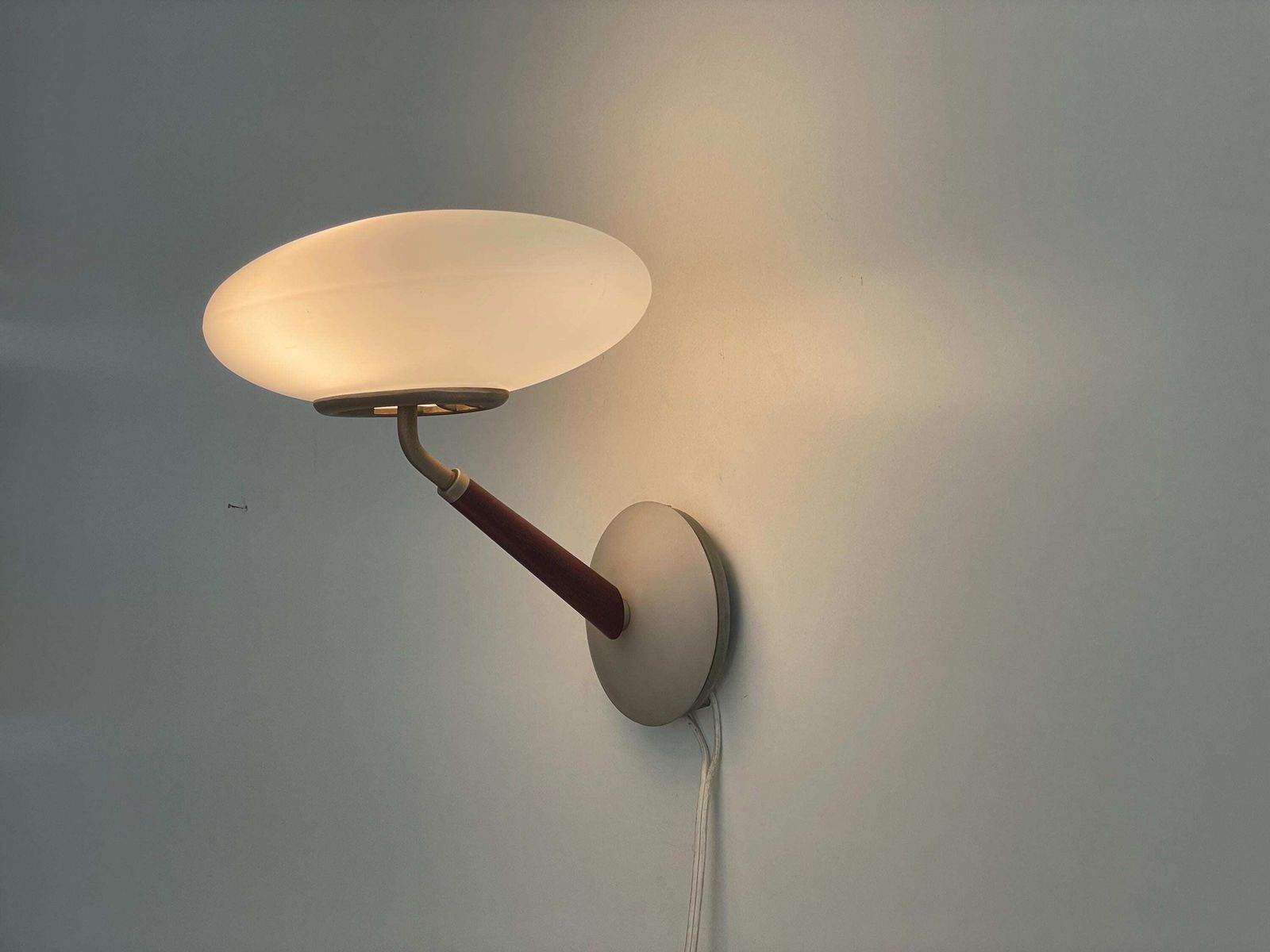 Model Pao' Glass And Metal And Solid Wood Set Of 3 Wall Sconces By Arteluce, 1960s, Italy photo vintage
