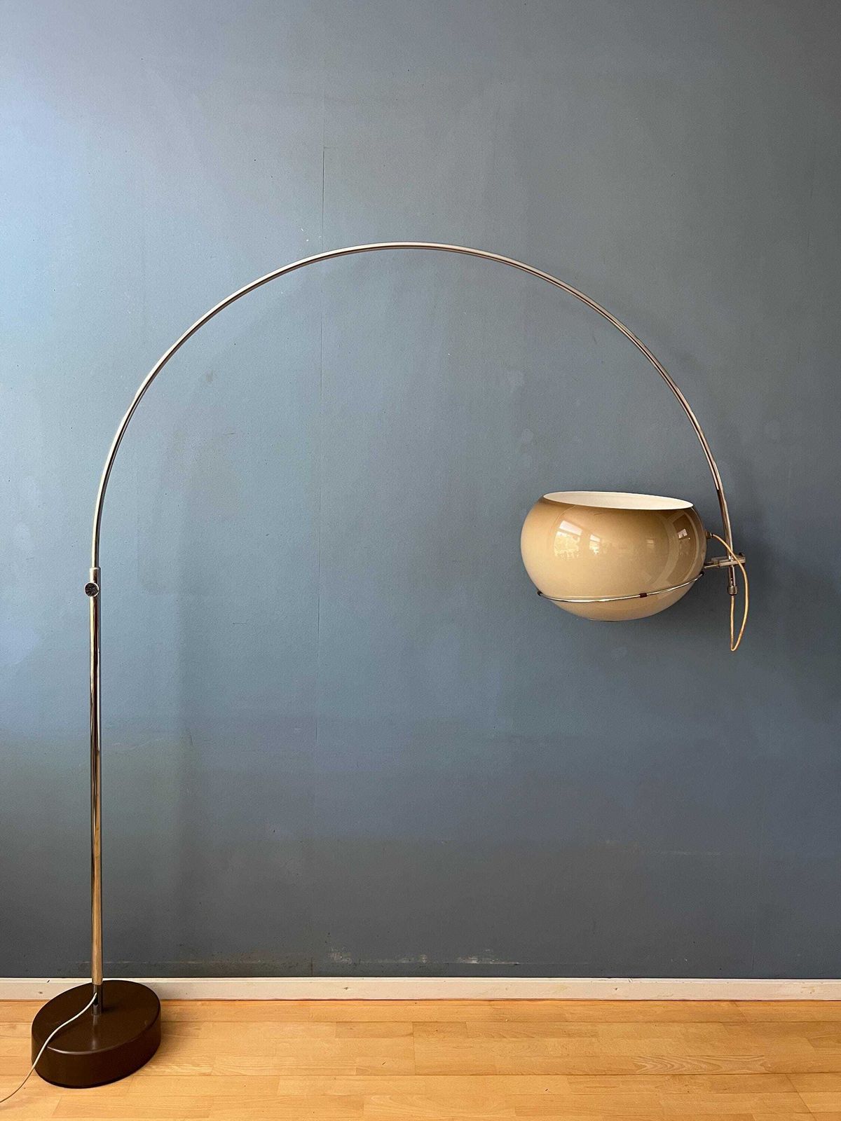Mid Century Space Age Mushroom Arc Floor Lamp By Gepo photo 1349.0