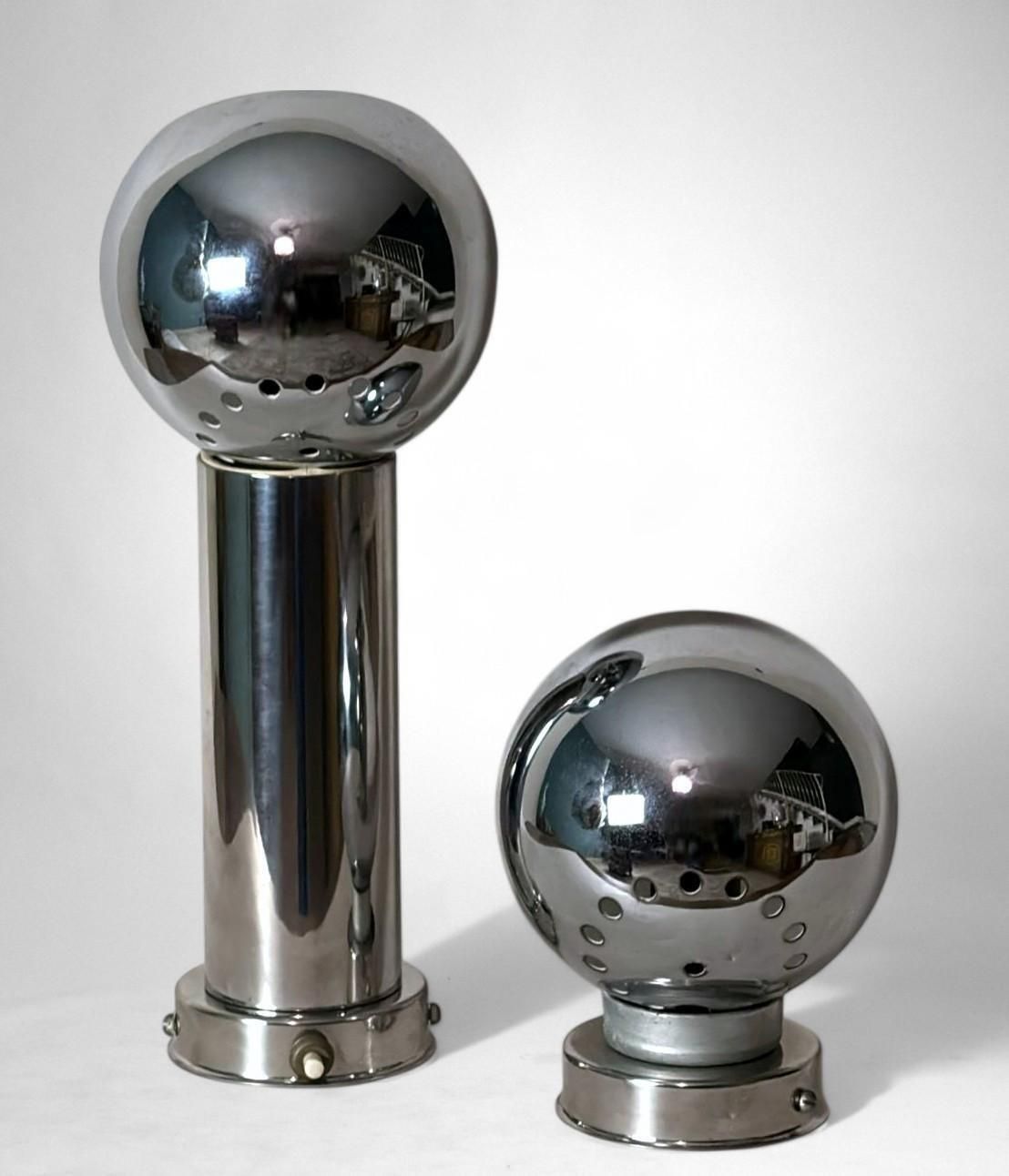 Reggiani Style Pair Of Italian Wall Sconces Space Age In Nickel Plated Metal photo vintage