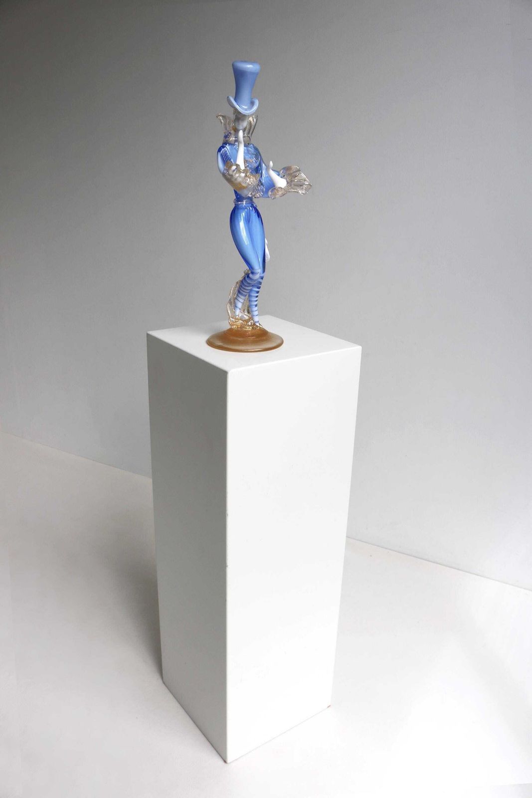 photo furniture Murano Glass Dancing Gentleman Blue Gold Aventurine – Franco Toffolo Style – Venetian Art Figurine