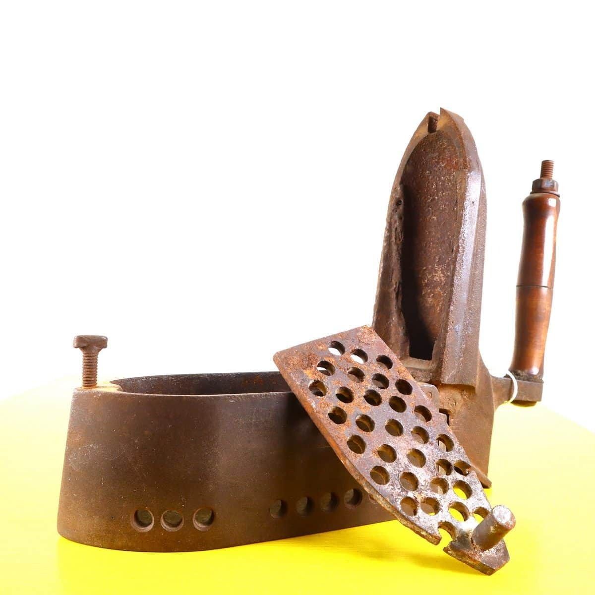 photo for sale Vintage Metal Iron By La Sartotecnica With Wooden Handle