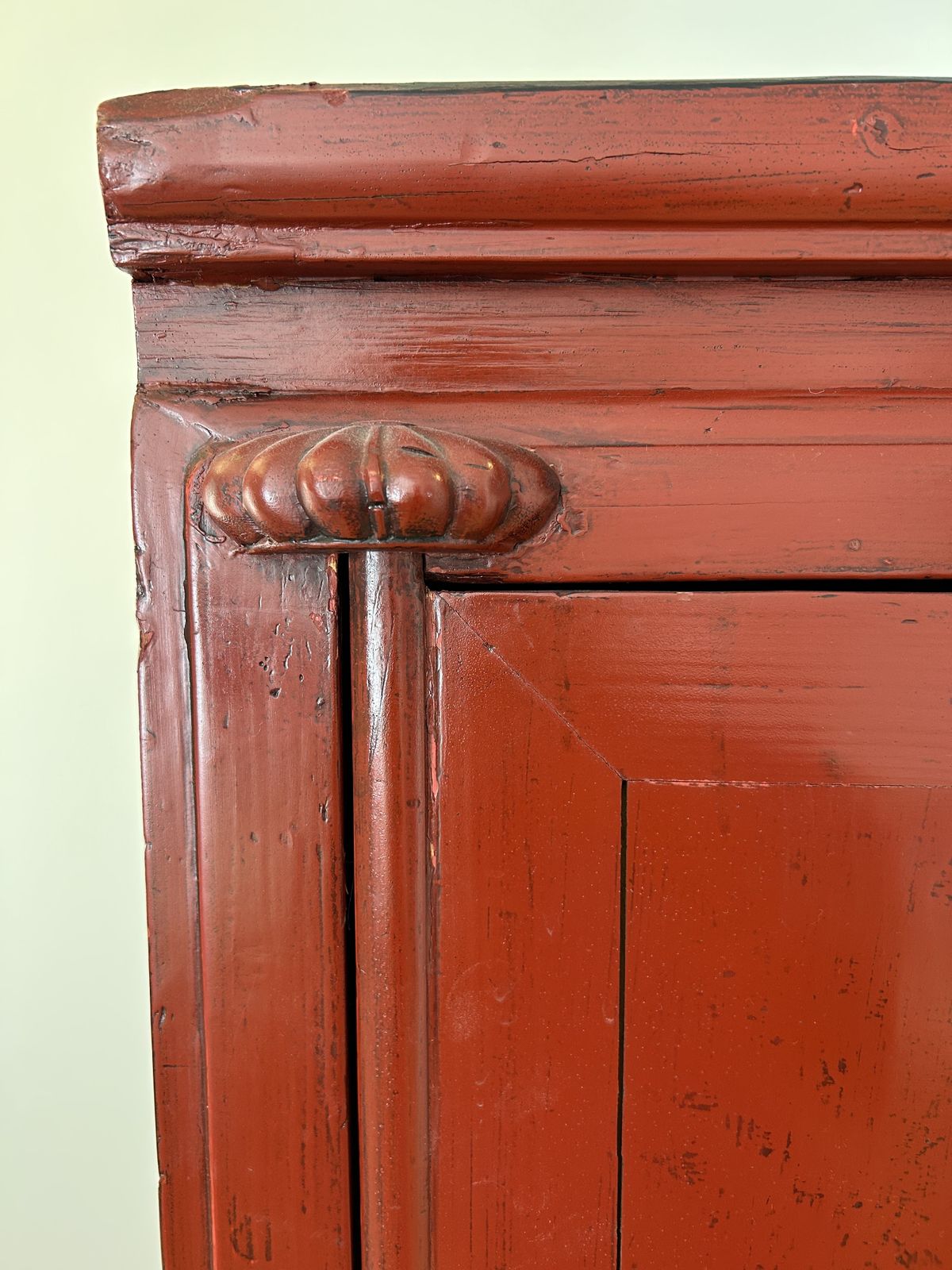 19th Century Chinese Wooden Lacquered Cupboard photo vinterior