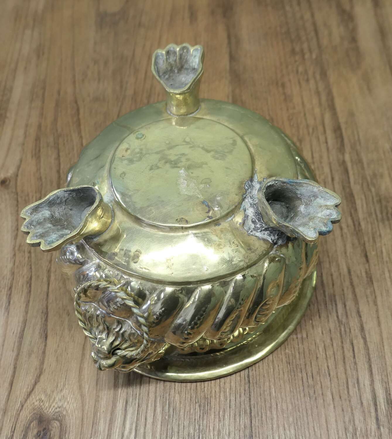 Gothic Brass Jardiniere With Lions Mask Handles photo vinterior