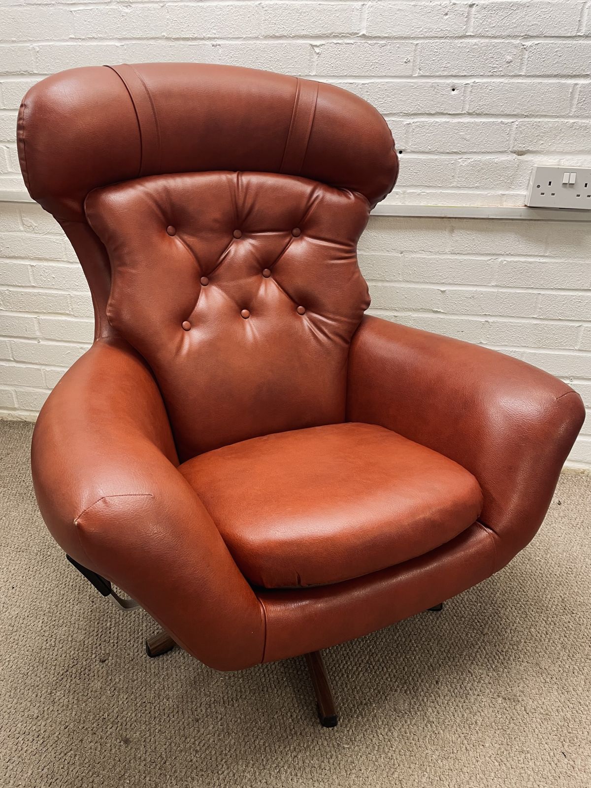 Vintage Original Swedish Maker Slatte Gungan Mind Century Rocking And Swivel Chair In Original Material (Leatherette)