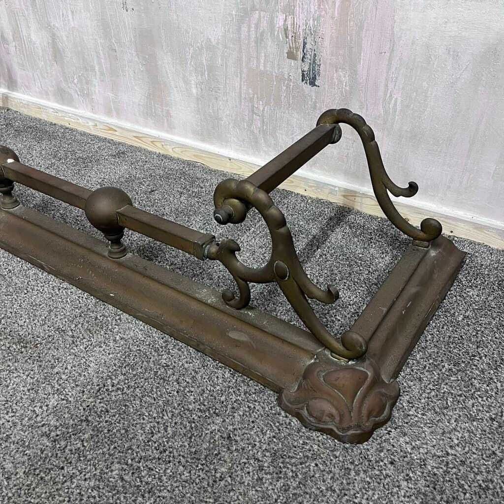 Vintage Ornate Brass/Copper Fire Fender Art Nouveau Style Tarnished photo vinterior