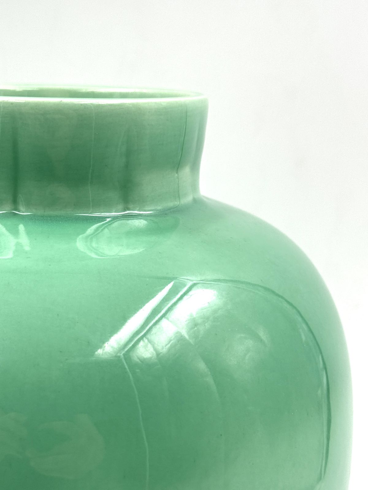 photo vinterior Paul Millet, Art Deco Green Ceramic Vase, Sevres France 1930s