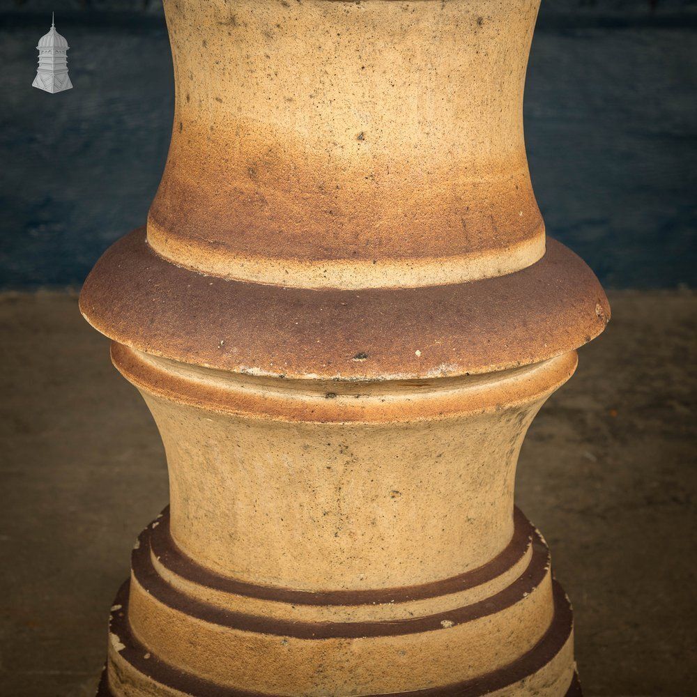 Classical Terracotta Form, Garden Plinth Base Or Planter photo vinterior
