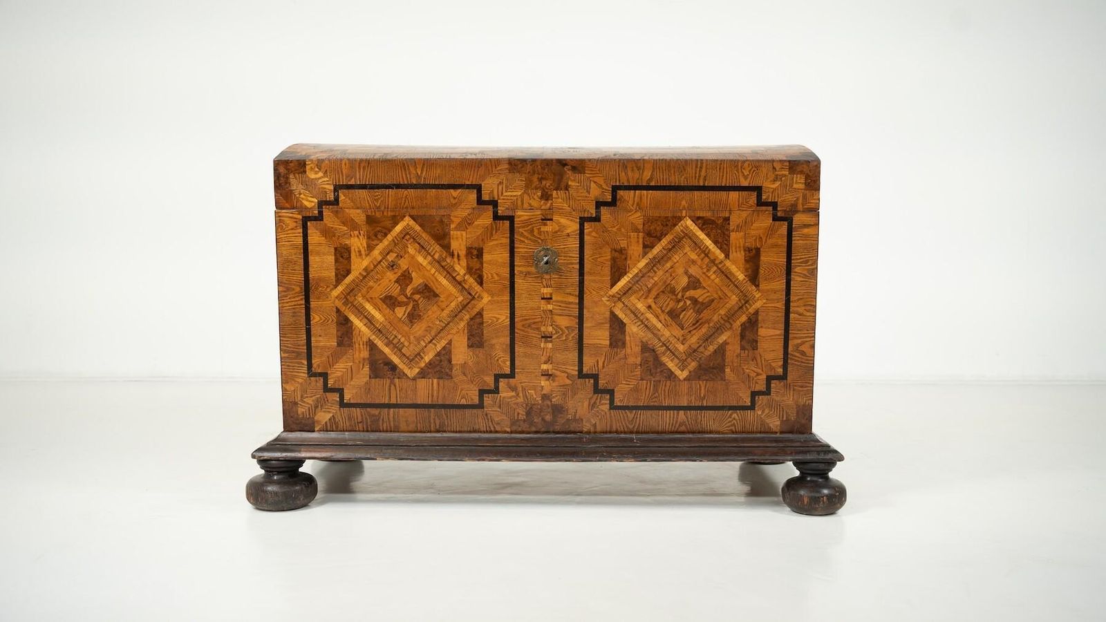 Late 18th Century Chest, Veneered With Walnut And Austrian Ash photo furniture