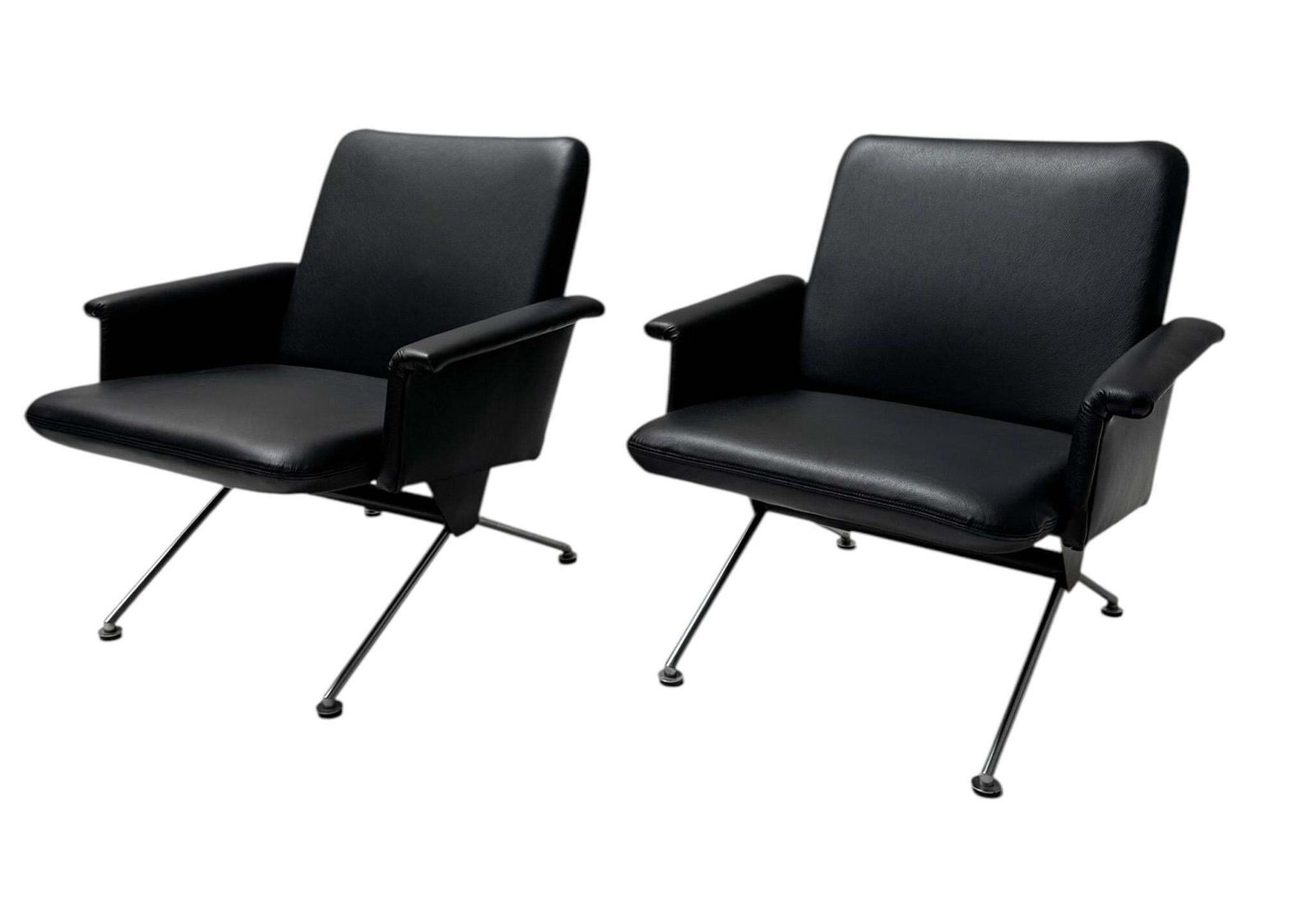 photo buy Mid Century Modern Lounge Chairs No. 1432 By Andre Cordemeijer For Gispen, 1961