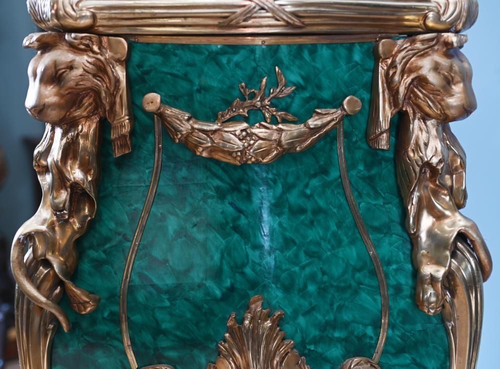 photo vintage Pair French Malachite Pedestal Stands Napoleon III Revival Linke