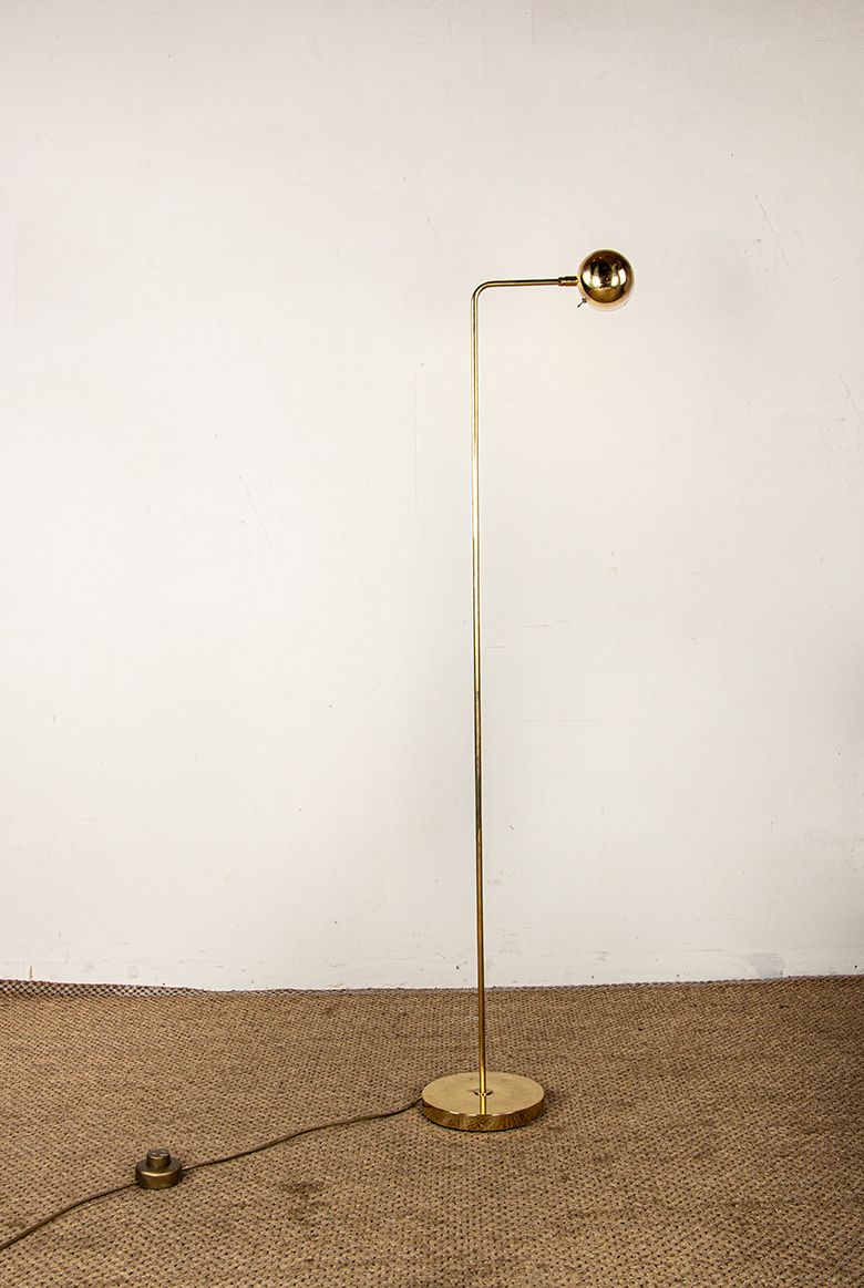 Lampadaire suédois en laiton, modèle G 230, par Bergboms, 1960. photo 1500.0