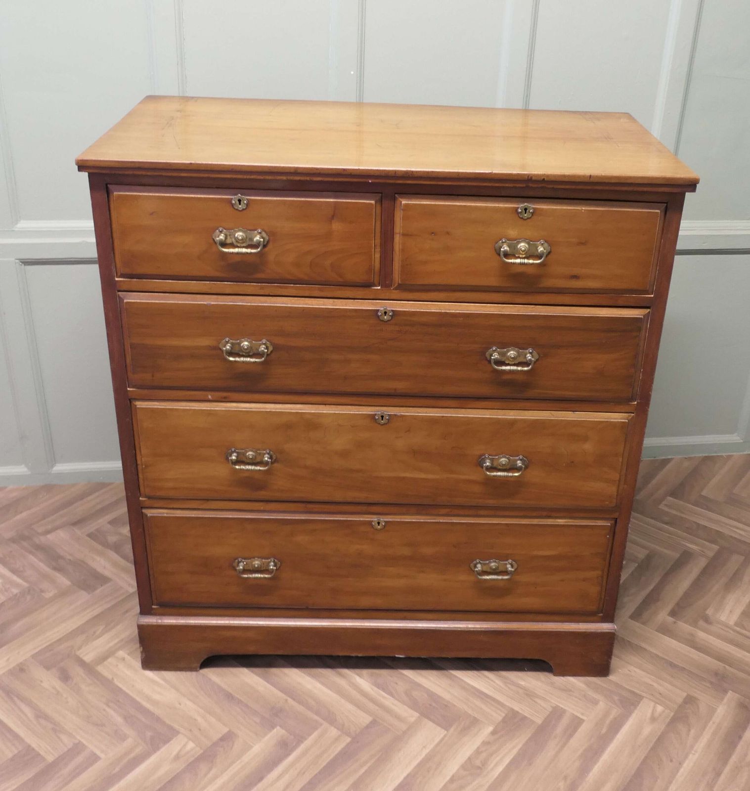 A Large Edwardian Walnut Chest Of Drawers photo Furniture
