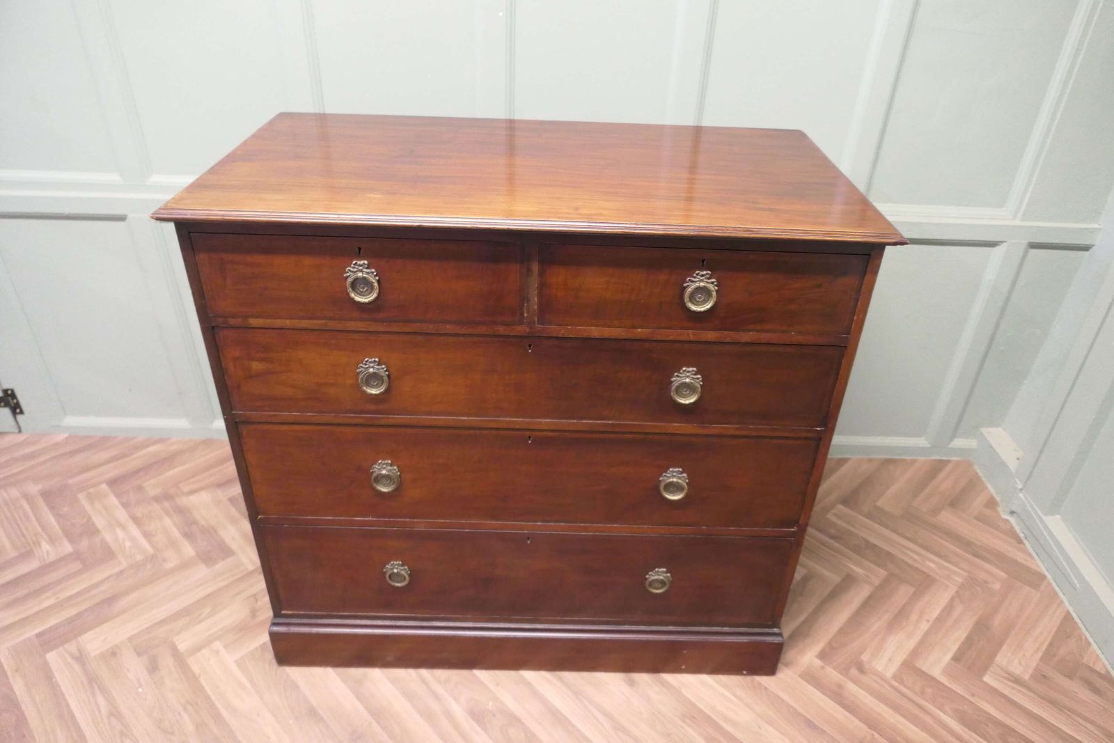 19th Century Mahogany Chest Of Drawers By Gillows photo furniture