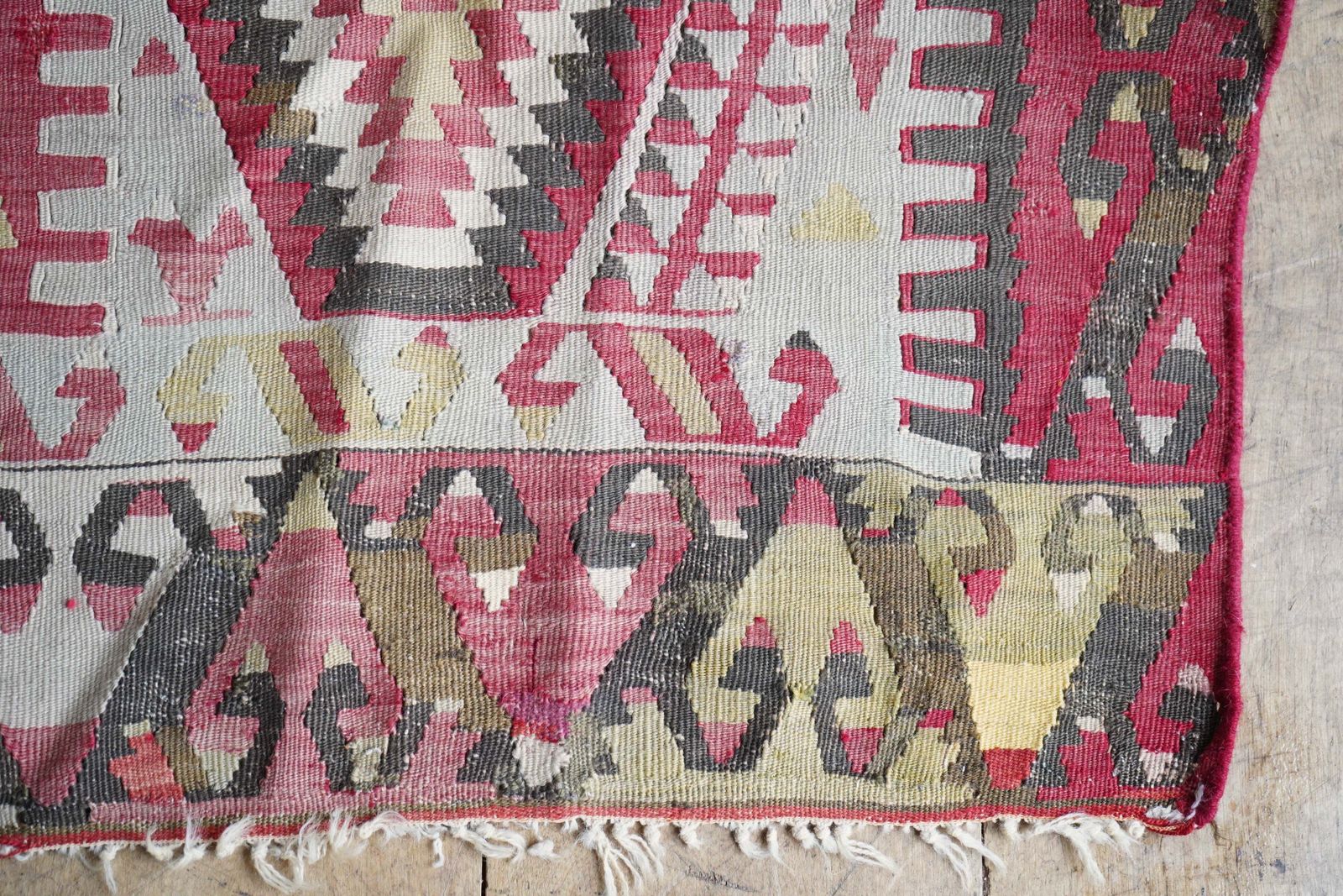photo for sale Large Turkish Kilim, Oriental